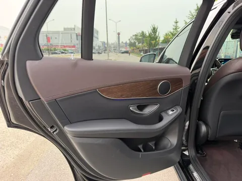Mercedes-Benz Mercedes-Benz GLC