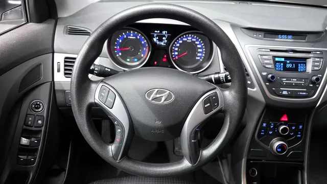 Hyundai Elantra (Avante)
