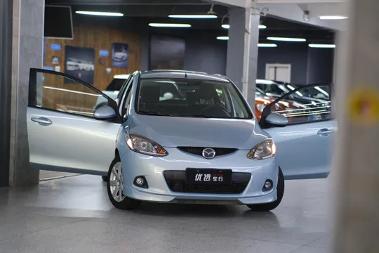 Mazda Mazda 2
