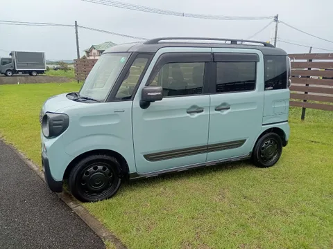 Suzuki Spacia Gear