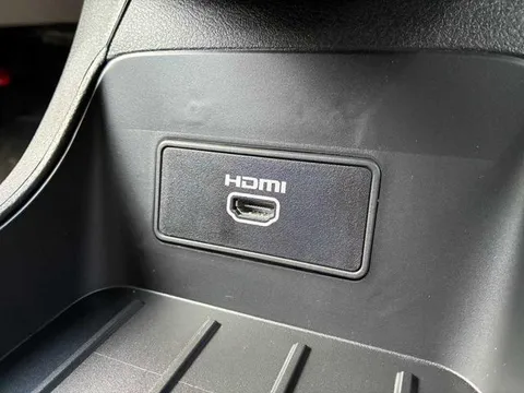 Nissan Note Aura