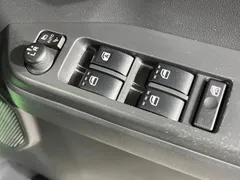 Toyota Pixis Mega