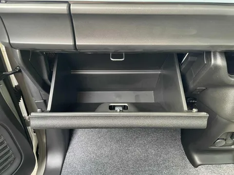 Suzuki Spacia Base