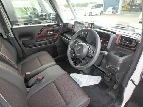 Suzuki Spacia Custom