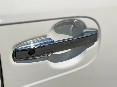 Honda N-BOX Plus