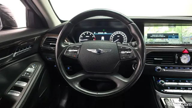 Genesis G90 (EQ900)