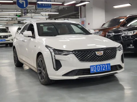 Cadillac CT4
