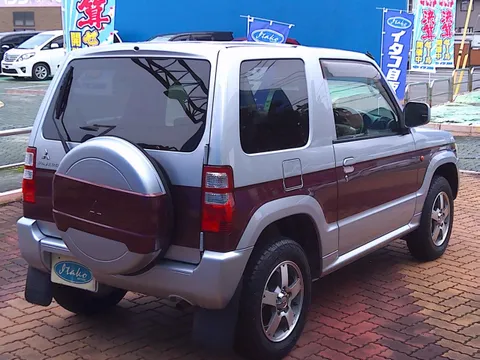 Mitsubishi Pajero Mini