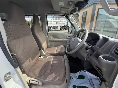 Nissan Clipper