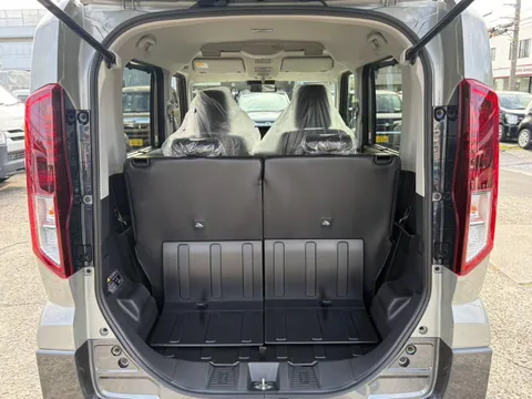 Suzuki Spacia Gear