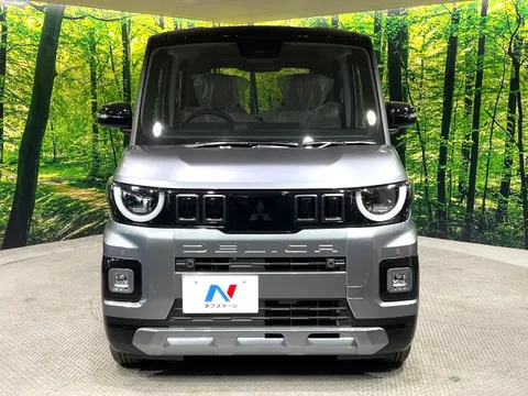 Mitsubishi Delica Mini