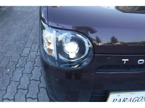 Daihatsu Mira Tocot