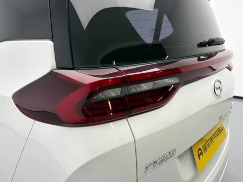 Gac M6