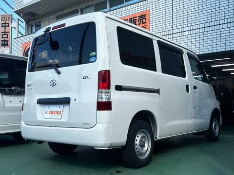 Toyota TownAce Van