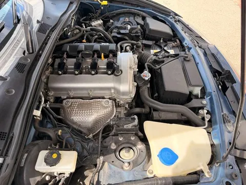 Mazda MX-5 (Roadster)