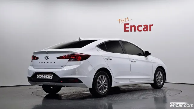 Hyundai Elantra (Avante)