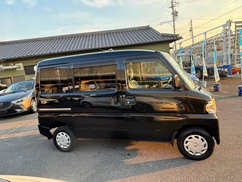 Nissan Clipper