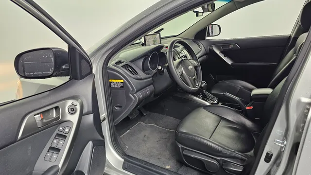 Kia Cerato (Forte)