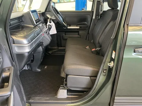 Suzuki Spacia Gear