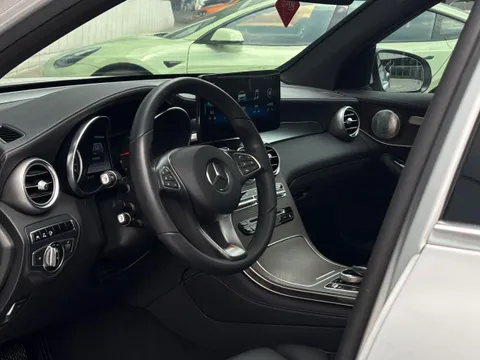 Mercedes-Benz Mercedes-Benz GLC