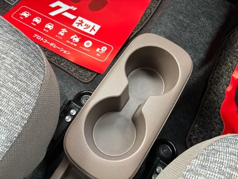 Daihatsu Mira Tocot