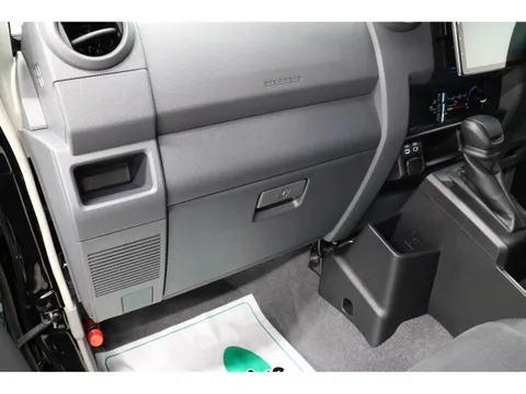 Toyota Land Cruiser 70