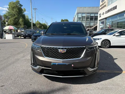 Cadillac XT6
