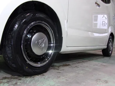 Honda N-BOX Slash