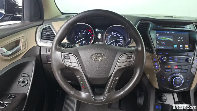 Hyundai Grand Santa Fe (Maxcruz)