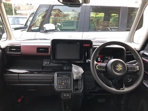 Suzuki Spacia Custom