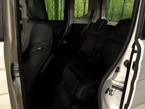Suzuki Spacia Custom