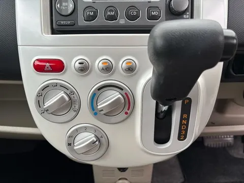Nissan Otti
