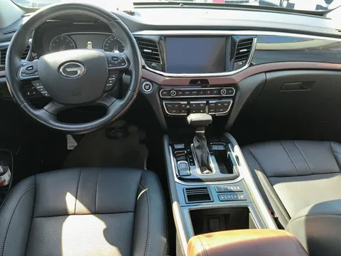 Gac GS8
