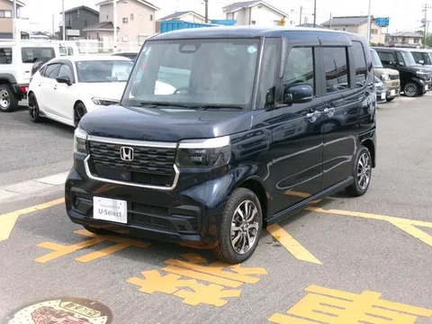 Honda N-BOX Custom