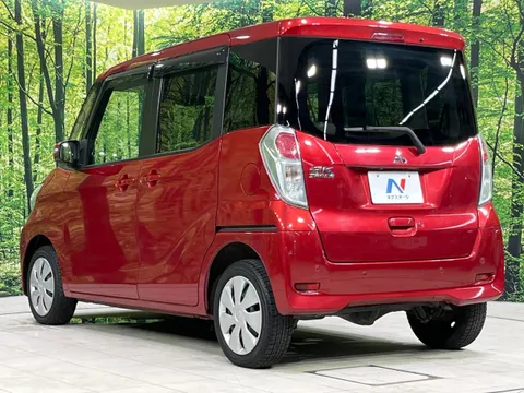 Mitsubishi eK Space