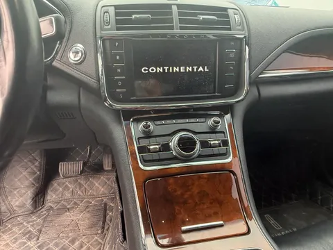 Lincoln Continental