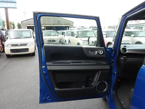 Honda N-BOX Slash