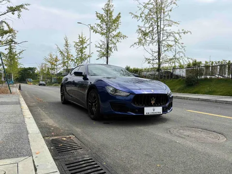 Maserati Ghibli