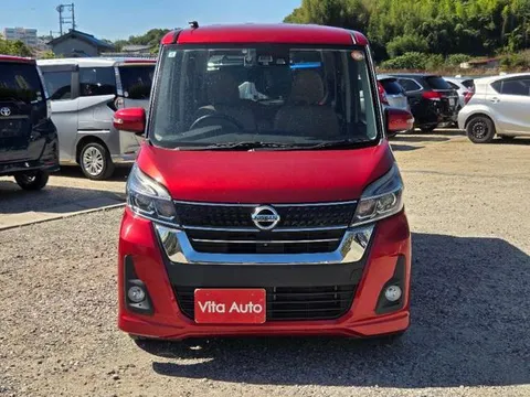 Nissan Dayz Roox