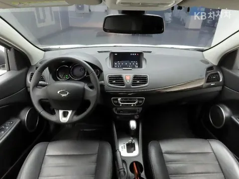 Renault SM3