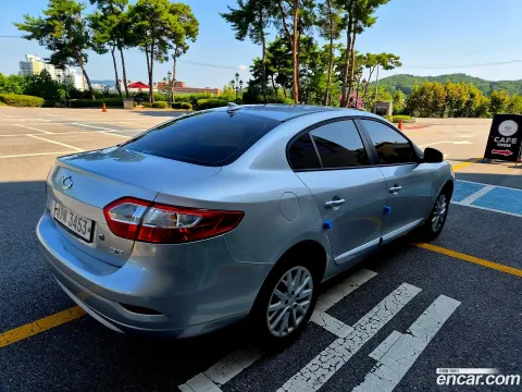 Renault SM3