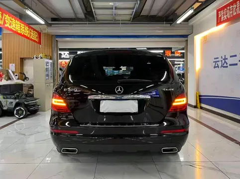 Mercedes-Benz R-Class