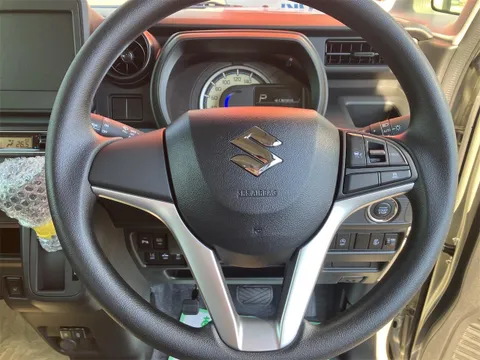 Suzuki Spacia Base