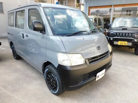 Toyota TownAce Van