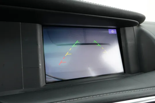 Infiniti Q30