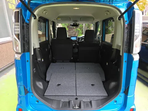 Suzuki Spacia Custom