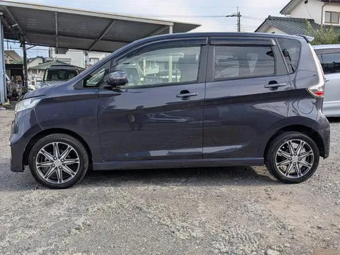 Mitsubishi eK Custom