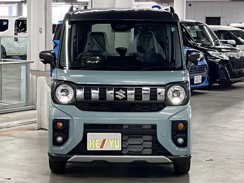 Suzuki Spacia Gear