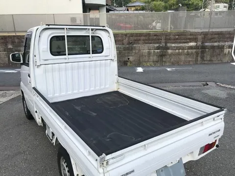 Mitsubishi Minicab Truck