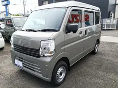 Nissan Clipper Van